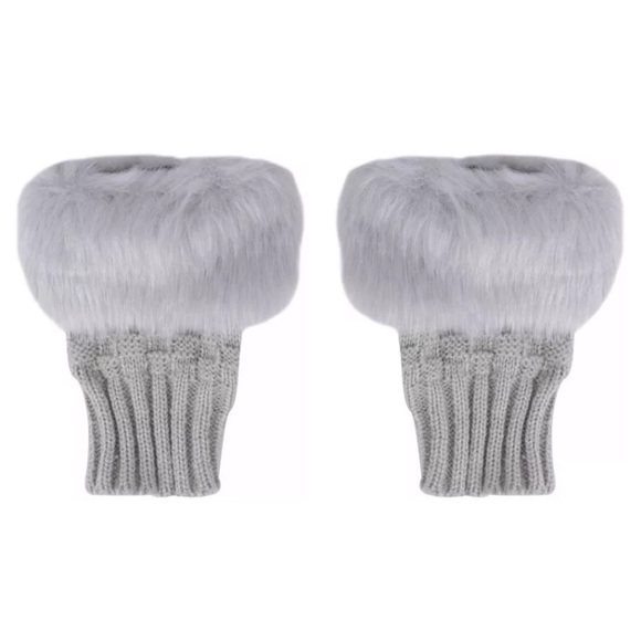 Gray Faux Fur Knit Fingerless Gloves - Picture 5 of 5